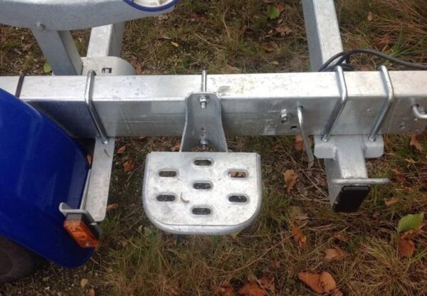 C11111 Anhänger Bootsanhänger Multi-Rollen Galaxy - GD09 / G1382 -TAC : 1800Kg - 2 Achsen