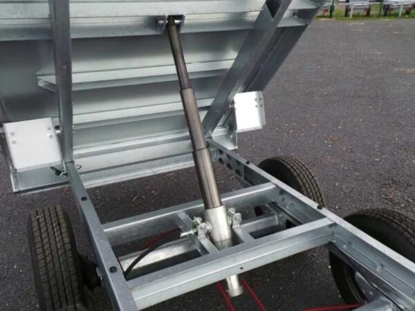 LIDER 2,50 m / 2500 kg Muldenschockpreis