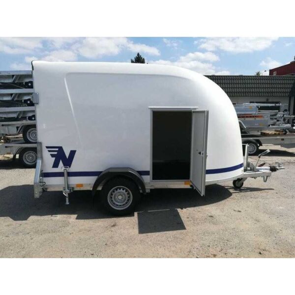 GGGG Niewiadów Polyester-Transporter mit Seitentür und Laderampe