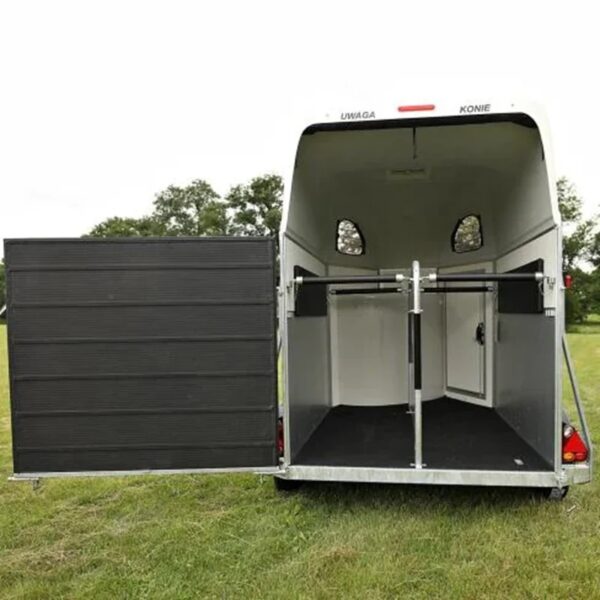 RA Pferdeanhänger – Gold First Liberty Horse Van