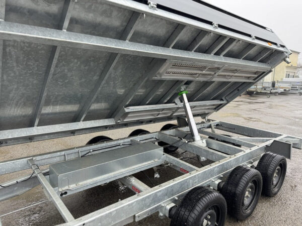 S111 Dreiseitenkipper Anhänger 3×1800 kg 3,5t