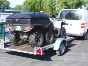 YA Kippbare Plattform: 3,00 m x 1,70 m / 1300 kg ERDE